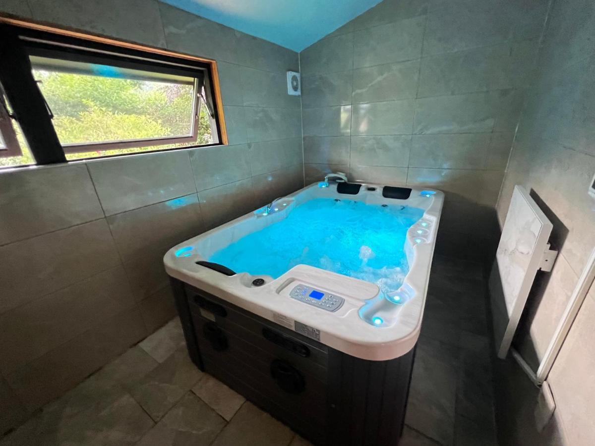 Spacieux Chalet A Евай Екстер'єр фото