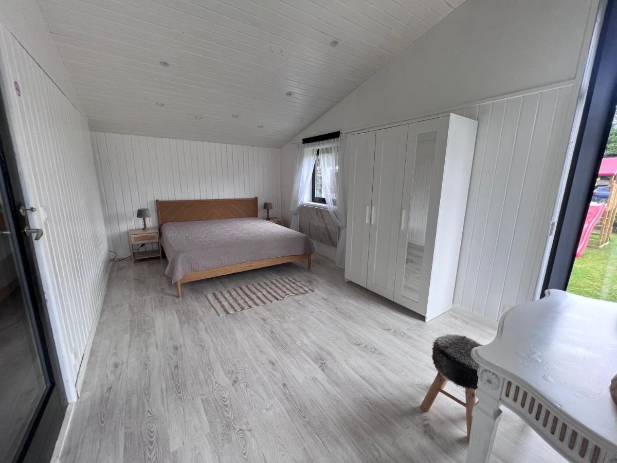 Spacieux Chalet A Евай Екстер'єр фото